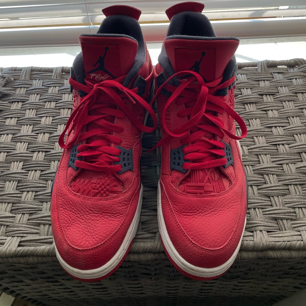 Jordan 4 Retro